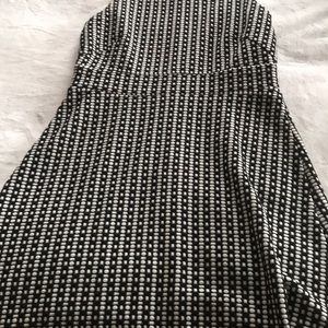 Loft size 6 white and black dress